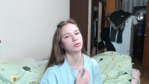 Snapshot of leila_bambi_ chatting on 31, 12, 2024 leila_bambi_ online show from 31, 12, 2024