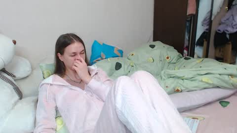 Snapshot of leila_bambi_ chatting on 22, 1, 2025 leila_bambi_ online show from 22, 1, 2025