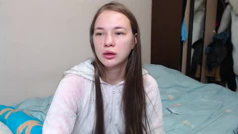 Snapshot of leila_bambi_ chatting on 17, 2, 2025 leila_bambi_ online show from 17, 2, 2025