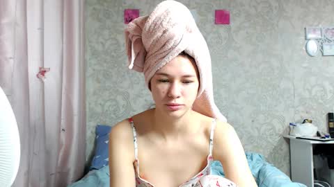 Snapshot of leila_bambi_ chatting on 24, 9, 2025 leila_bambi_ online show from 24, 9, 2025