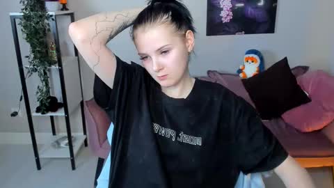 Leila online show from 22, 11, 2025