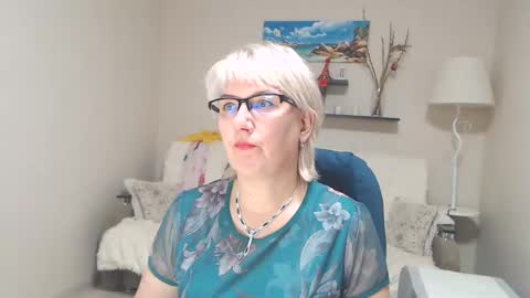 Leila Kinky online show from 4, 12, 2024