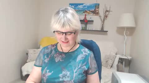 Leila Kinky online show from 12, 3, 2025