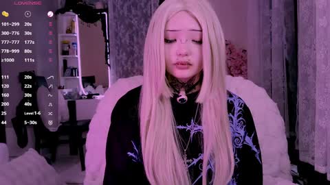 Snapshot of lein_bone chatting on 9, 4, 2026 Lein online show from 9, 4, 2026