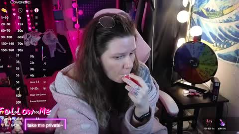 Snapshot of lemonadetarts chatting on 13, 2, 2025 Junie 3 online show from 13, 2, 2025