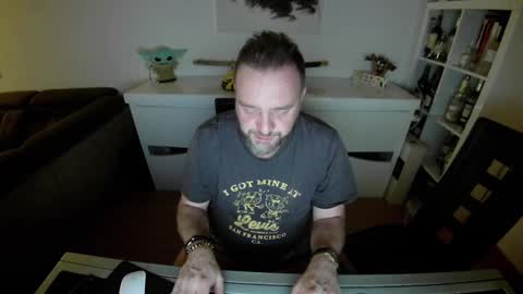 Ange online show from 1, 2, 2025