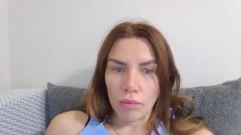 lena6122000 online show from 24, 9, 2025