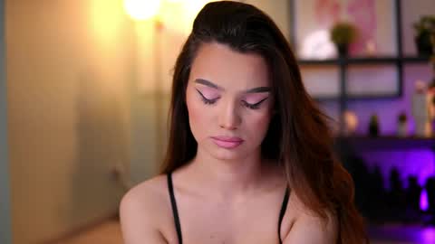 Lena Laurent online show from 17, 4, 2026