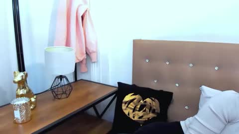 Snapshot of lena_sexi chatting on 12, 10, 2025 lena_sexi online show from 12, 10, 2025