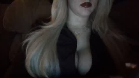 Snapshot of lenacolexoxo chatting on 3, 12, 2025 lenacolexoxo online show from 3, 12, 2025