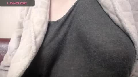 lenagolden online show from 30, 1, 2025