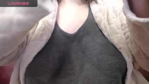 lenagolden online show from 31, 1, 2025