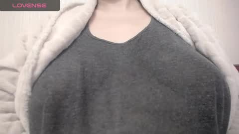 lenagolden online show from 31, 1, 2025