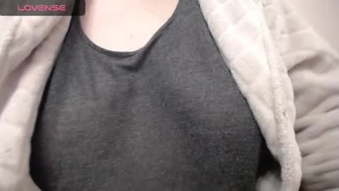 lenagolden online show from 12, 2, 2025