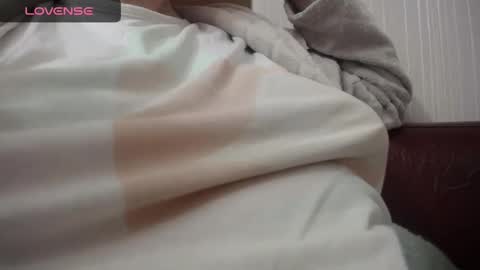 lenagolden online show from 13, 2, 2025