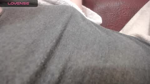 lenagolden online show from 7, 3, 2025