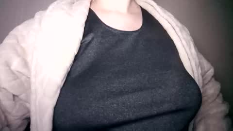 lenagolden online show from 23, 2, 2026