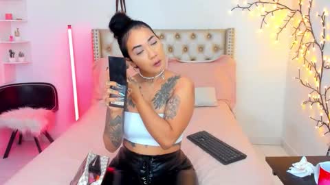 Lena  online show from 18, 2, 2026