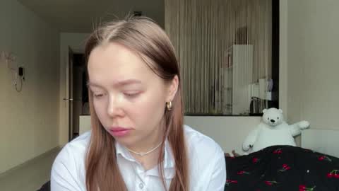 Hey hey our name is Mia  Elfy Lovense is active time to play   PVT IS OPEN  online show from 18, 2, 2026