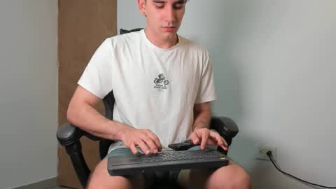 Leo Jones online show from 25, 2, 2026