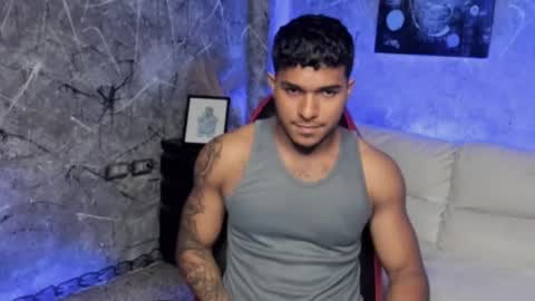 Leo independent model online show from 24, 2, 2026