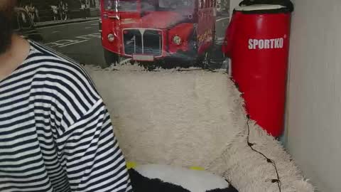 LeoandLuna online show from 2, 11, 2025