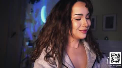 Snapshot of leonamell chatting on 24, 2, 2025 Leo online show from 24, 2, 2025