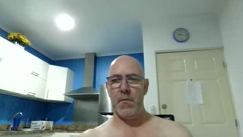 leonew71 online show from 5, 10, 2025