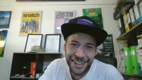 Snapshot of leonidascum chatting on 19, 2, 2026 leonidascum online show from 19, 2, 2026