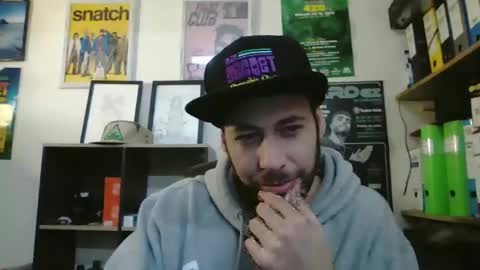 Snapshot of leonidascum chatting on 24, 2, 2026 leonidascum online show from 24, 2, 2026