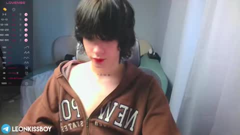 leonkissboy online show from 15, 3, 2026