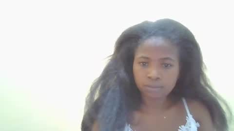 leonnetta online show from 18, 4, 2026