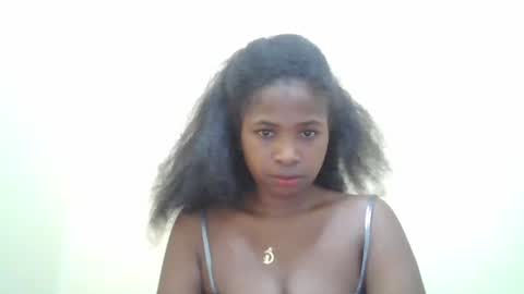 leonnetta online show from 18, 4, 2026