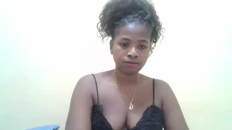 leonnetta online show from 22, 4, 2026