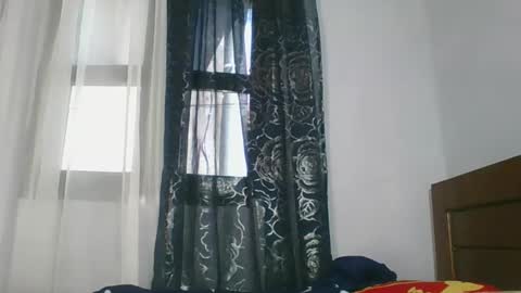 Snapshot of leonnida chatting on 9, 4, 2026 leonnida online show from 9, 4, 2026