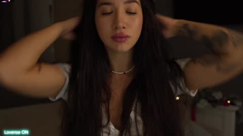 Leora online show from 3, 1, 2025