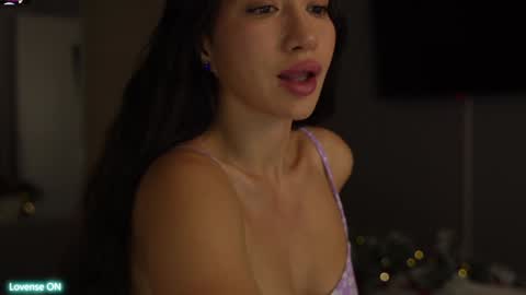 Leora online show from 6, 1, 2025