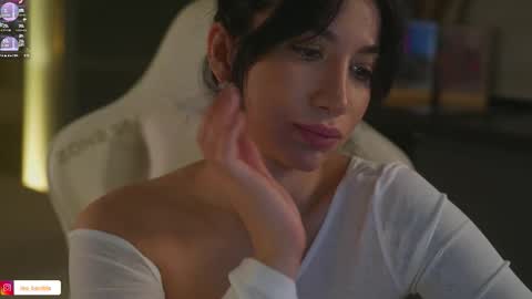 Leora online show from 17, 10, 2025