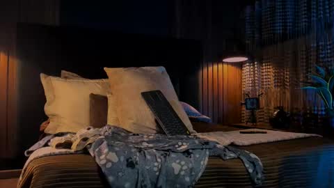 Snapshot of leosalvatore_ chatting on 24, 2, 2025 Leo Salvatore online show from 24, 2, 2025