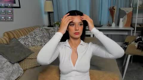 Bella online show from 13, 11, 2025