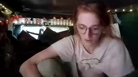 Snapshot of lesleygumgrass chatting on 3, 6, 2026 LesleyGumGrass- The Boring Trans girl online show from 3, 6, 2026