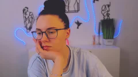 Snapshot of lesly_chilli chatting on 7, 2, 2026 lesly_chilli online show from 7, 2, 2026