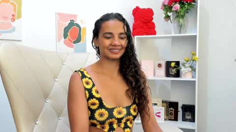 Snapshot of leslyflorez chatting on 20, 12, 2024 Lesly online show from 20, 12, 2024