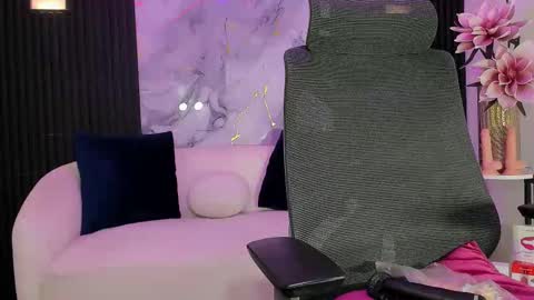 Snapshot of leslyflorez chatting on 29, 9, 2025 Lesly online show from 29, 9, 2025