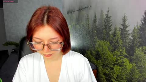 Snapshot of lessi_grace chatting on 7, 4, 2026 Lessi online show from 7, 4, 2026