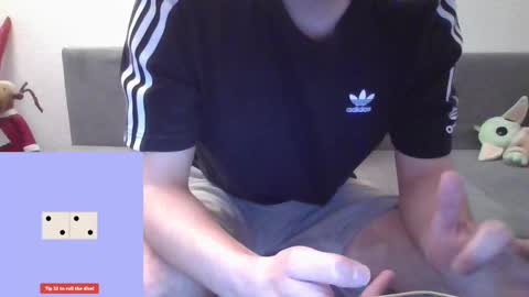 Snapshot of lestaro chatting on 11, 1, 2025 neoglo online show from 11, 1, 2025