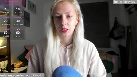 LeaVixx online show from 3, 3, 2025