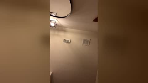 levasisa472230 online show from 3, 4, 2026