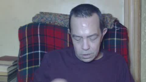 Snapshot of levon48 chatting on 23, 12, 2024 levon48 online show from 23, 12, 2024