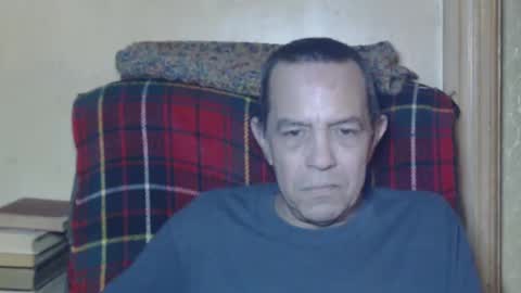 Snapshot of levon48 chatting on 24, 12, 2024 levon48 online show from 24, 12, 2024